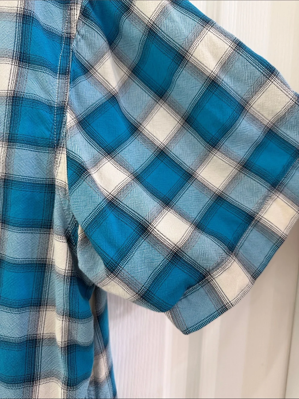 The North Face Men’s Teal and White Plaid Short-Sleeve Button-Down Shirt